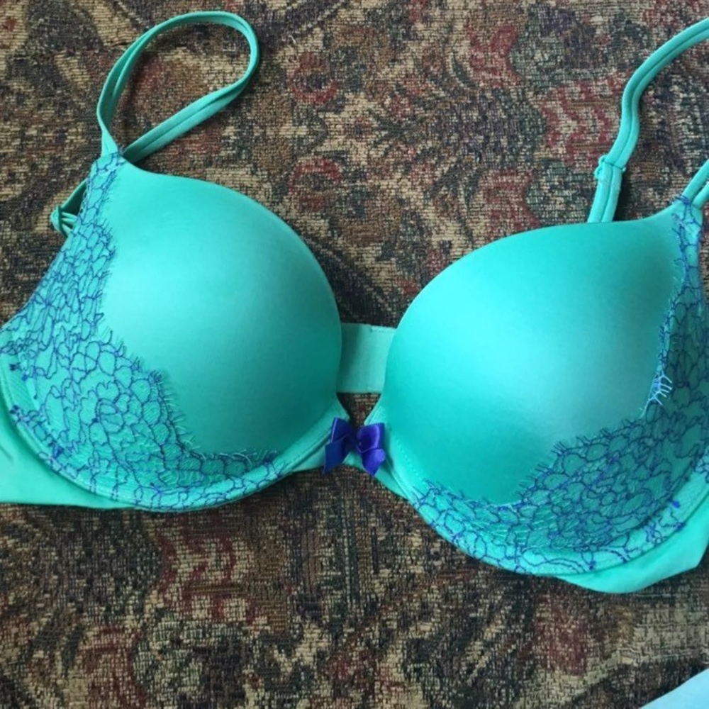 Victoria's Secret Bra 32C