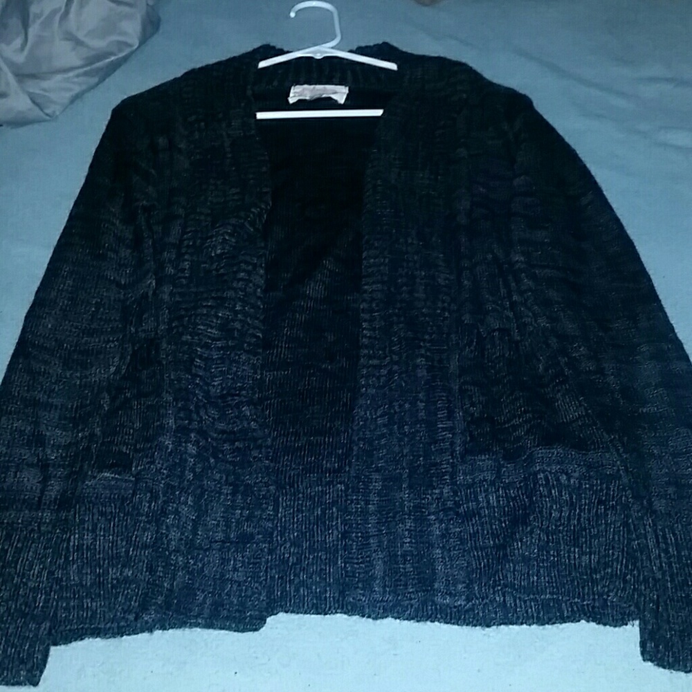 AMBIANCE SWEATER 🛍