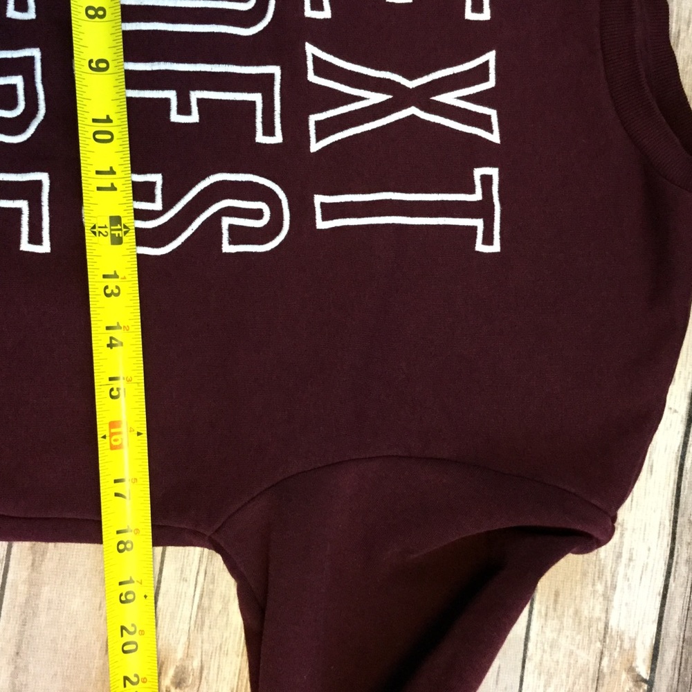 Sweatshirt - Picture 6 of 7