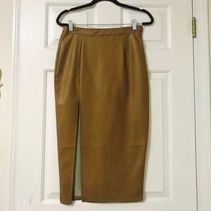 Faux leather brown skirt