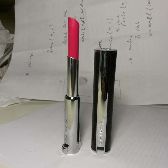 Givenchy Lipstick Le Rough 204 Rose Perfecto - Picture 1 of 2