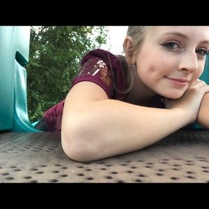 Meet your Posher, Hannah