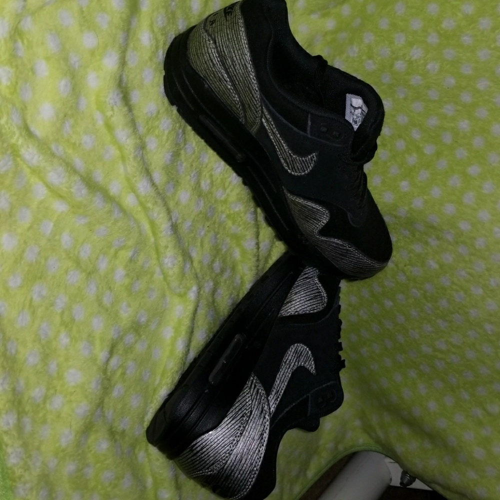 Black and Silver Womens Nike Air Max