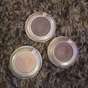 Benefit eye shadow