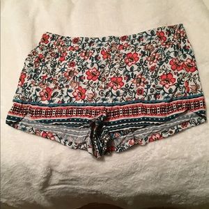 Flower flowy shorts