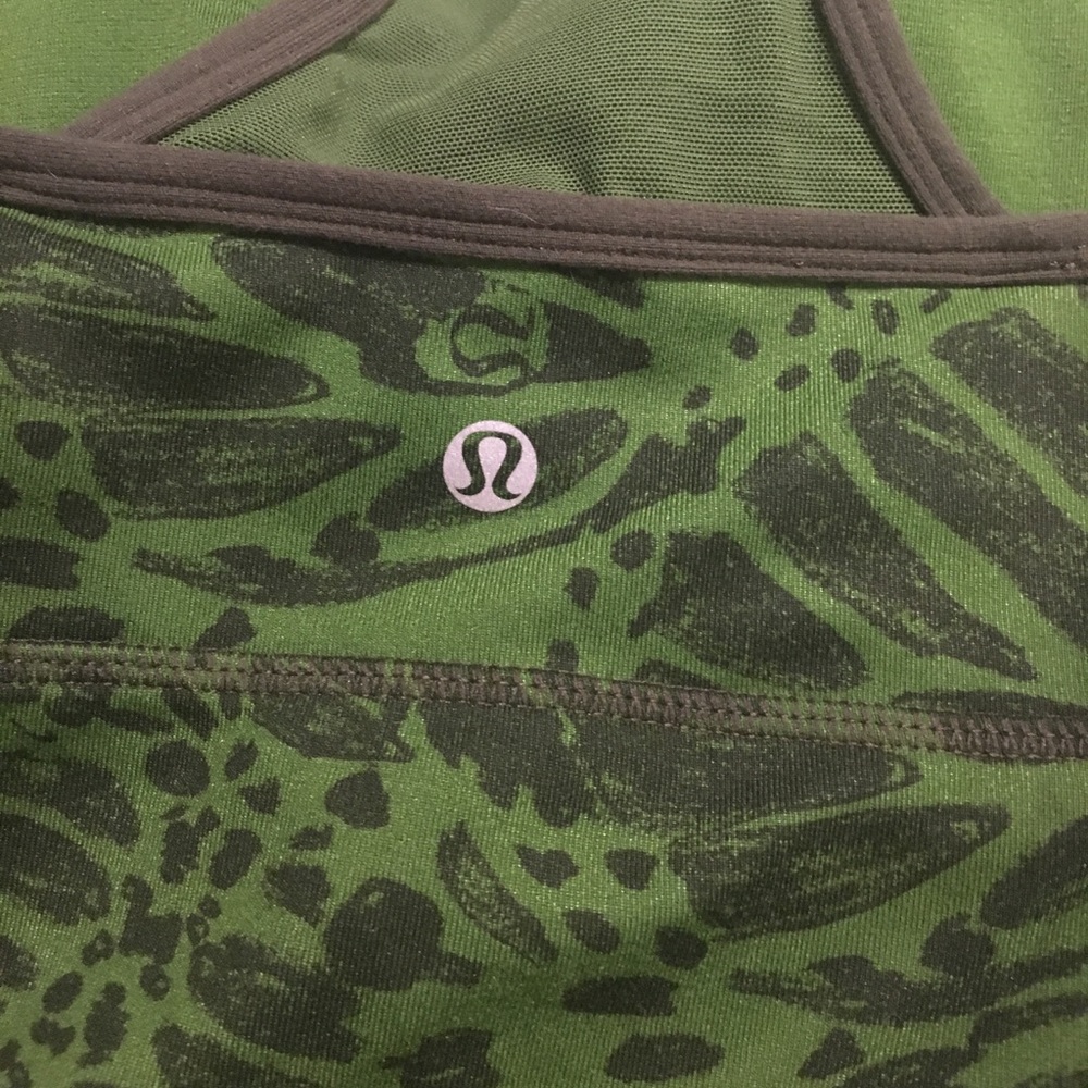 Lululemon RARE green tank - Picture 3 of 5
