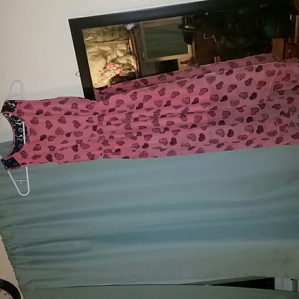 PINK DRESS WITH BLACK HEARTS