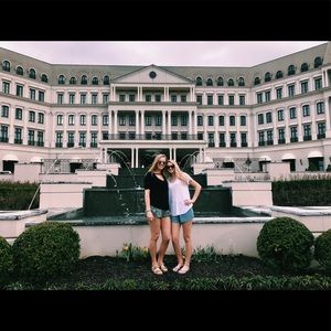 Meet your Posher, Celia