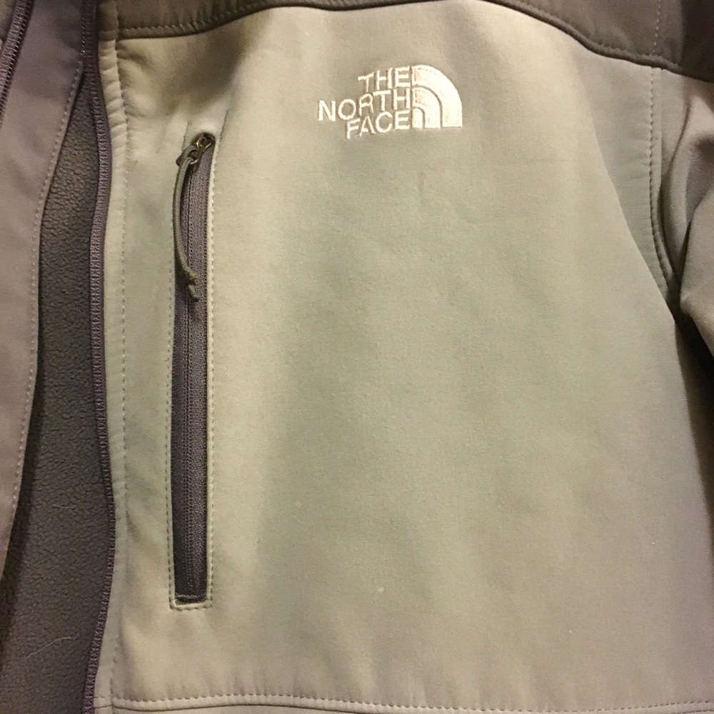 Northface Shell Jacket (Apex Bionic) - image 6