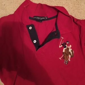 Red polo shirt