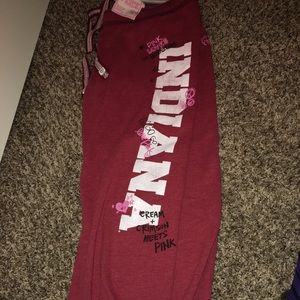 Size M PINK Sweatpants in great condition !!