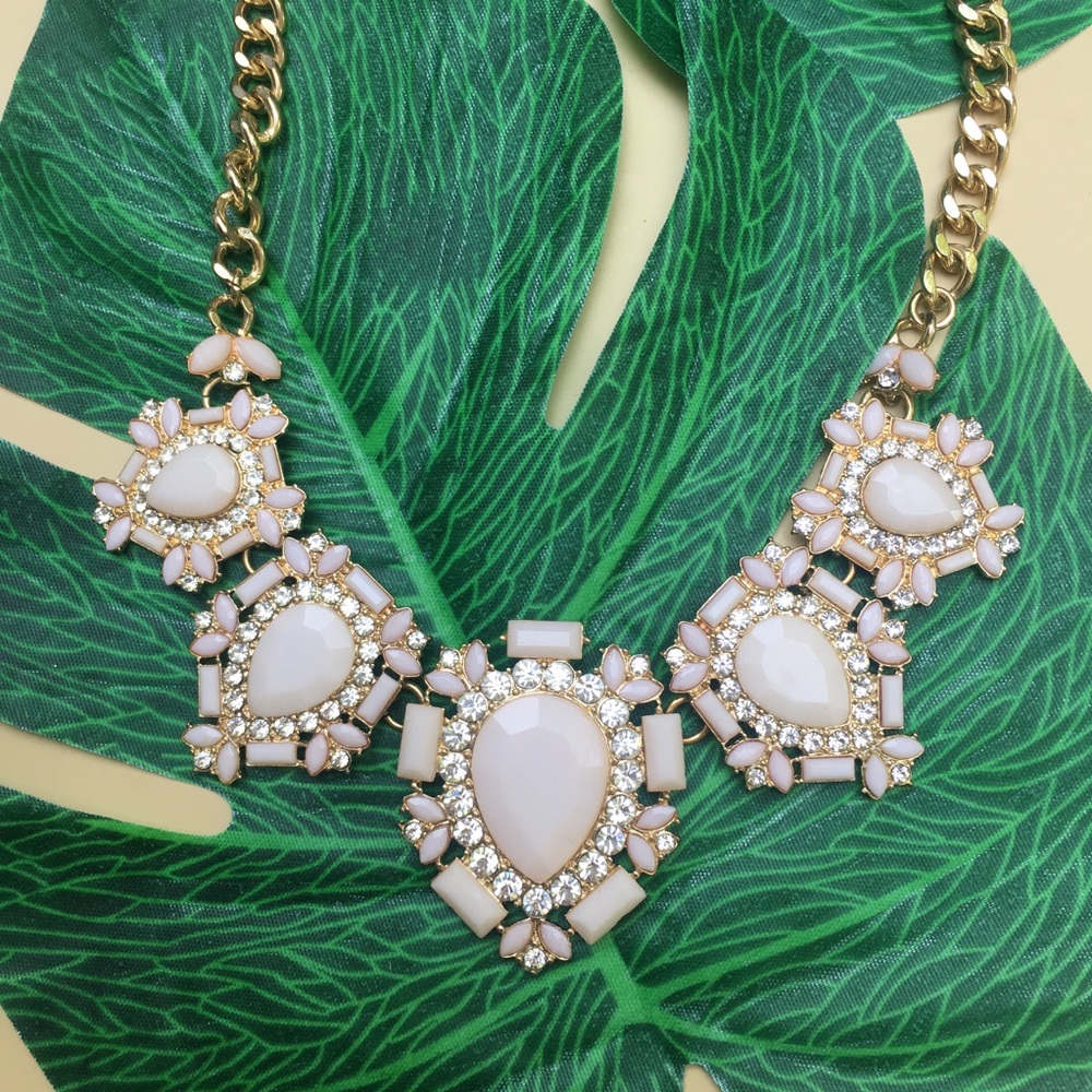 NWOT Natasha Fashion Necklace.