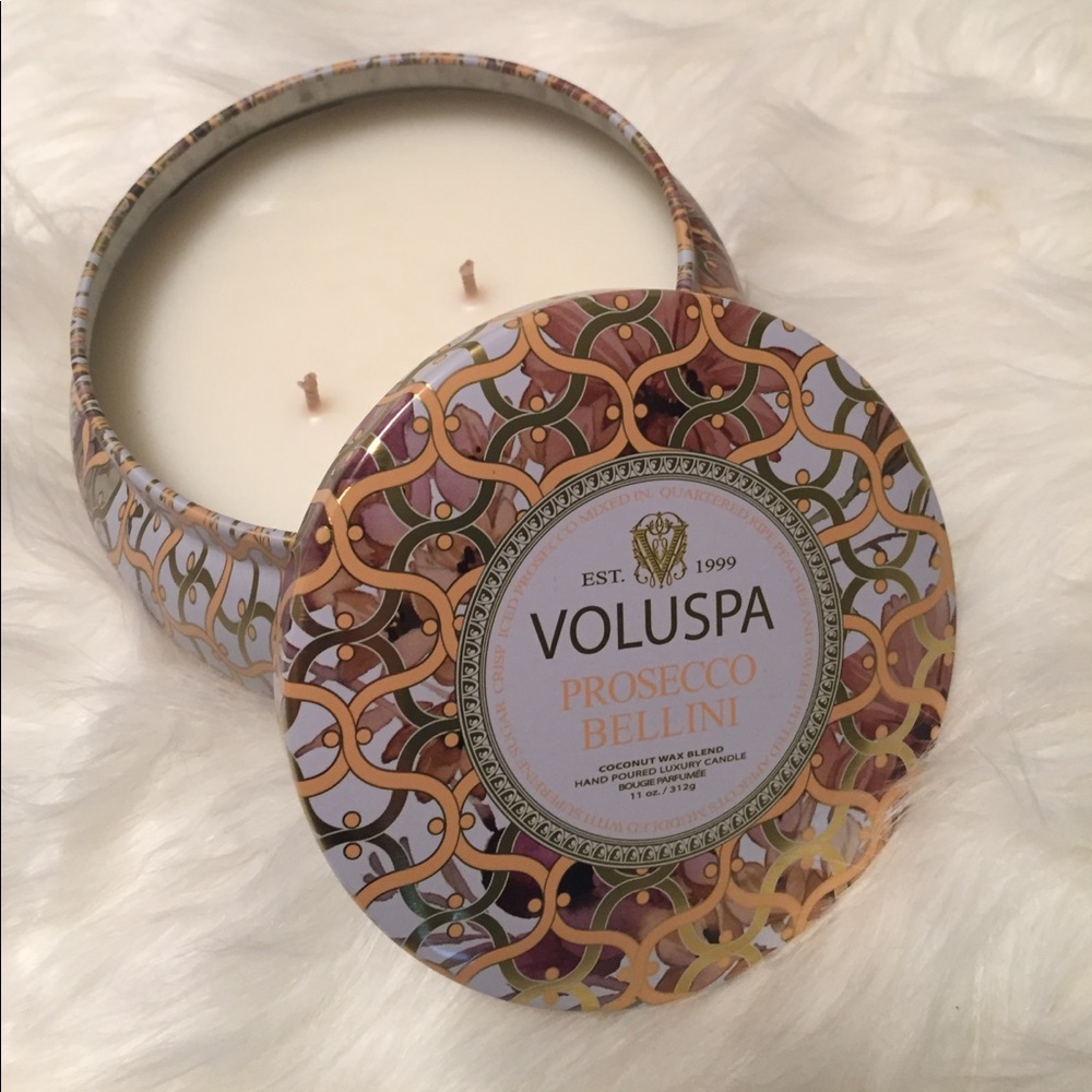 ✅NWT VOLUSPA Lg. (11 oz) Candle: Prosecco Bellini
