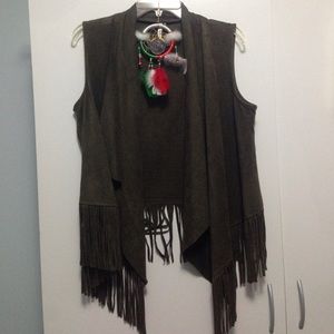 A'Gaci: Velvet Vest in brown