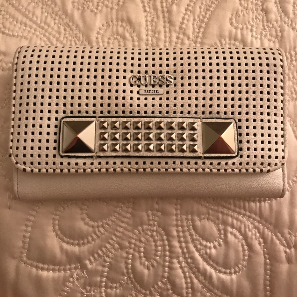 Guess Wallet