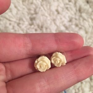 Rose earrings