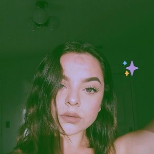 Meet your Posher, Breanna