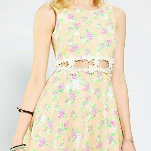☇PRICE DROP☇REVERSE Open-Waist Floral Skater Dress