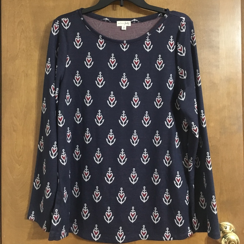 Long sleeve sweater