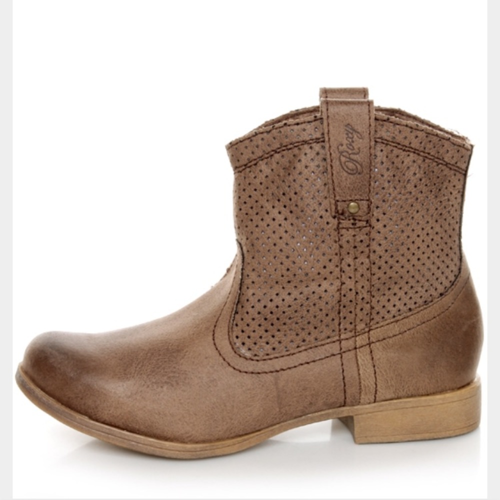 Roxy Buckeye Ankle Boots