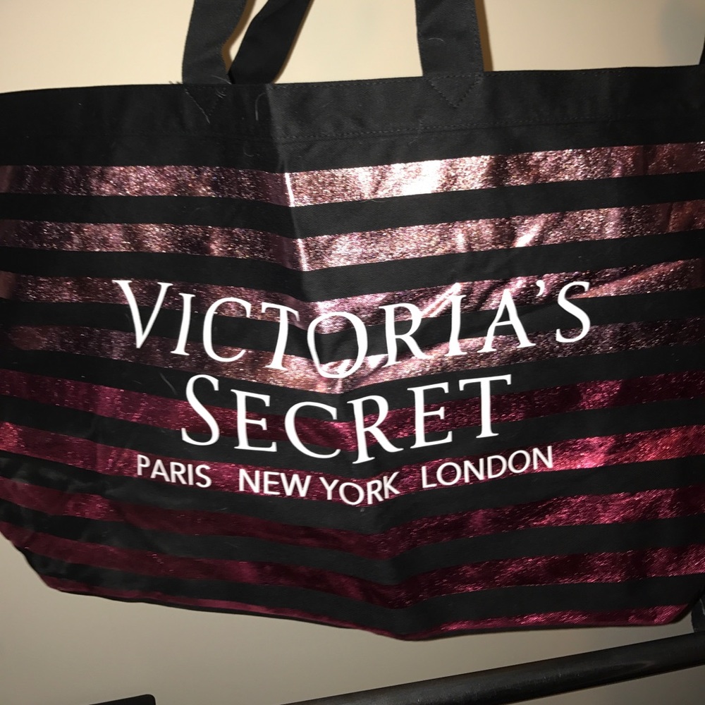 Victoria's Secret Tote (HUGE!)