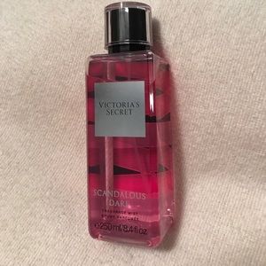 VS scandalous dare fragrance mist