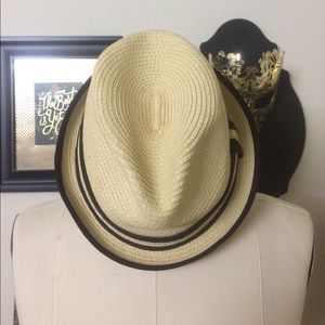 Straw fedora