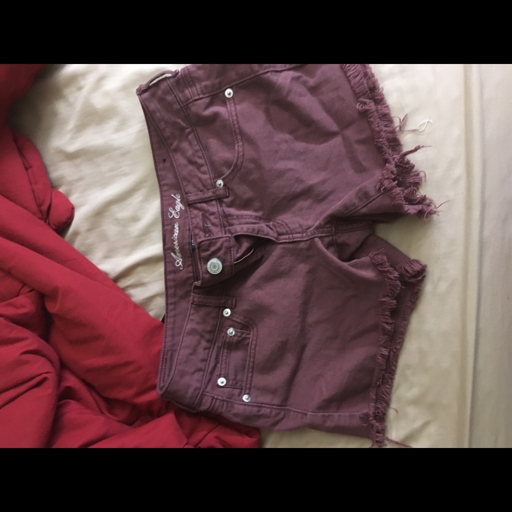 American Eagle burgundy Shorts