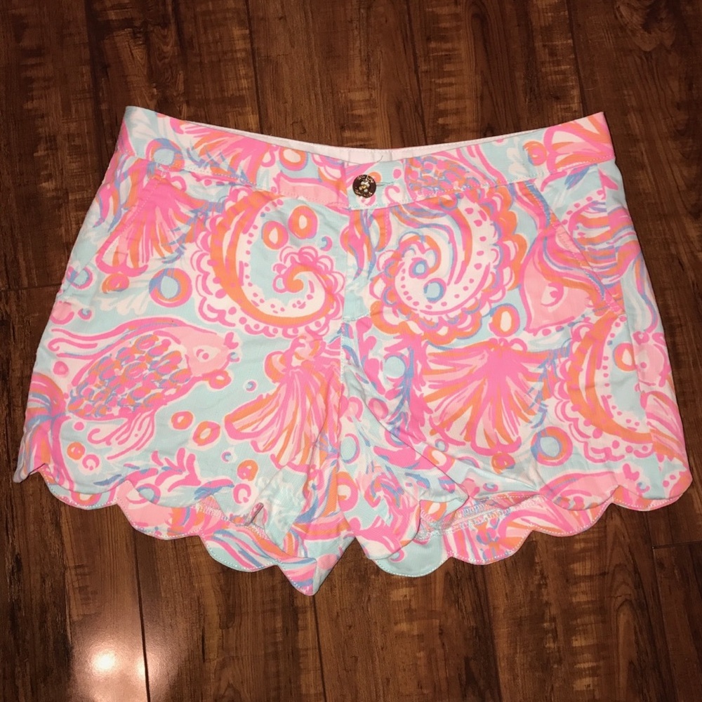 Lilly Pulitzer scalloped shorts