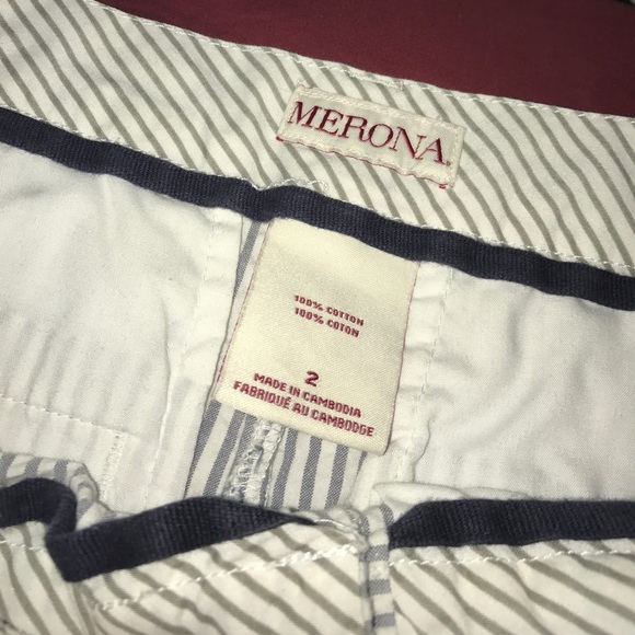 Blueish grey and white seersucker shorts - Picture 3 of 3