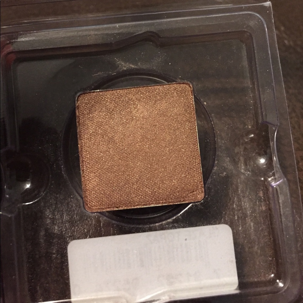 Trish McEvoy eyeshadow