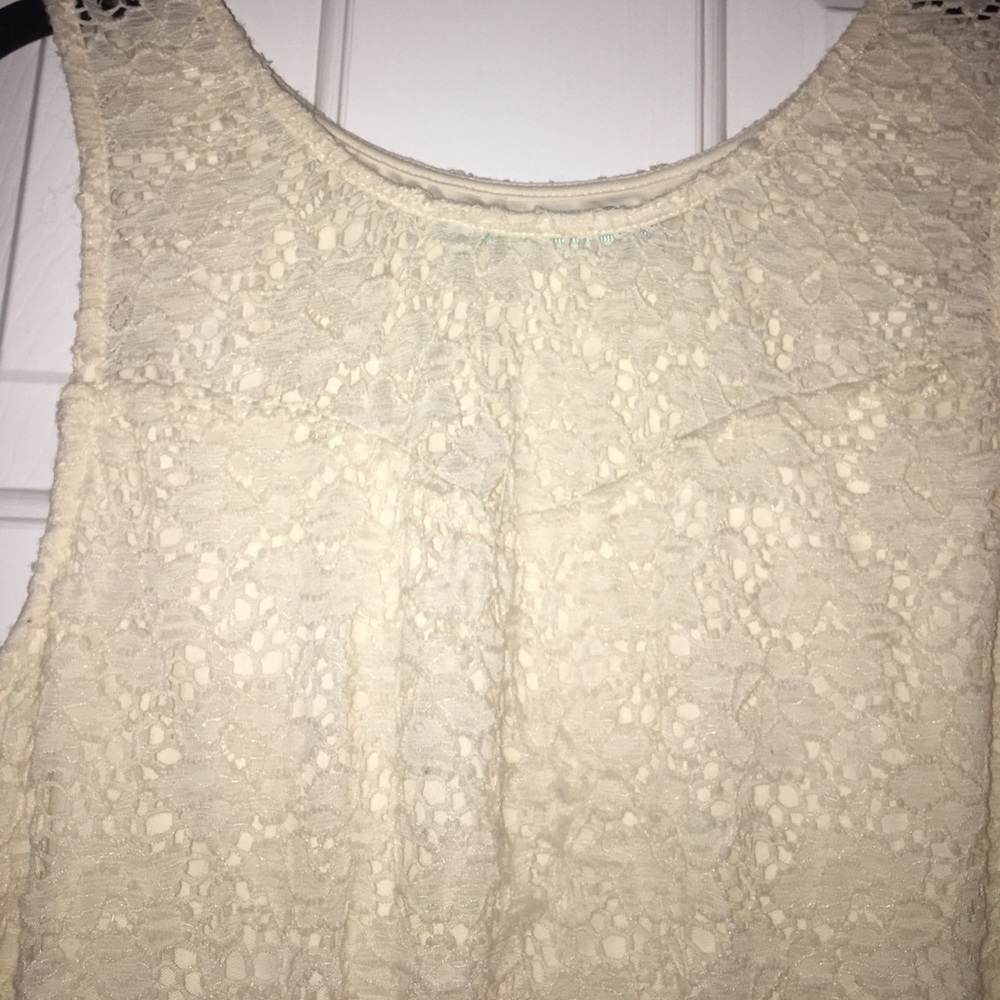 Coral and white lace dress - Picture 2 of 3