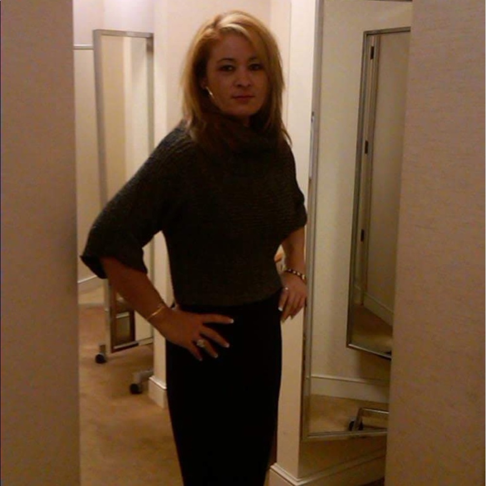 Meet your Posher, Joy a