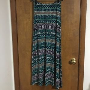 Maxi skirt with a tribal pattern