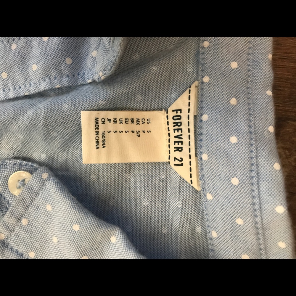 Shirts - Picture 3 of 4