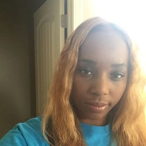 Meet your Posher, Nakeisha