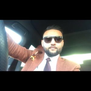 Meet your Posher, Vijay