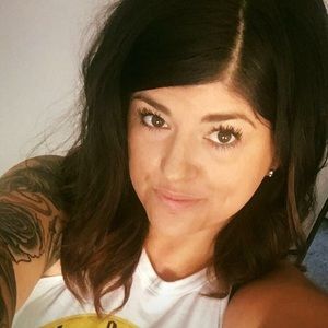 Meet your Posher, Alexia