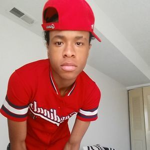 Meet your Posher, Malik