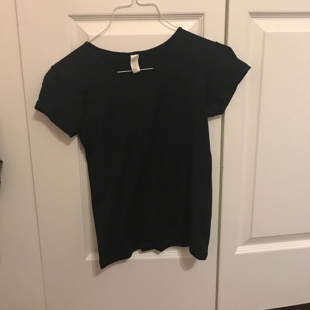 Black tee