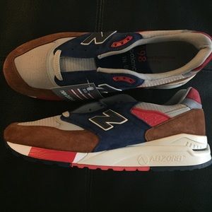 New in box New Balance sneakers