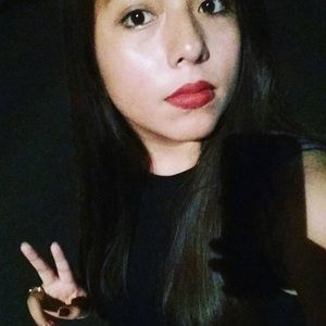 Meet your Posher, Lorena