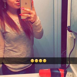 Meet your Posher, Noemy