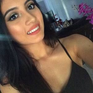 Meet your Posher, Alejandra