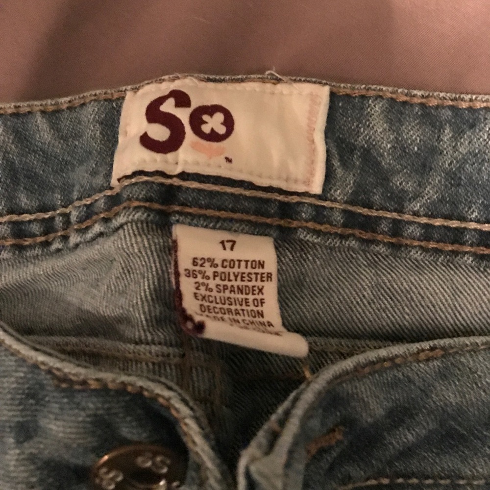 Cute light washed jeans