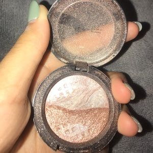 MAC Eyeshadow Duo