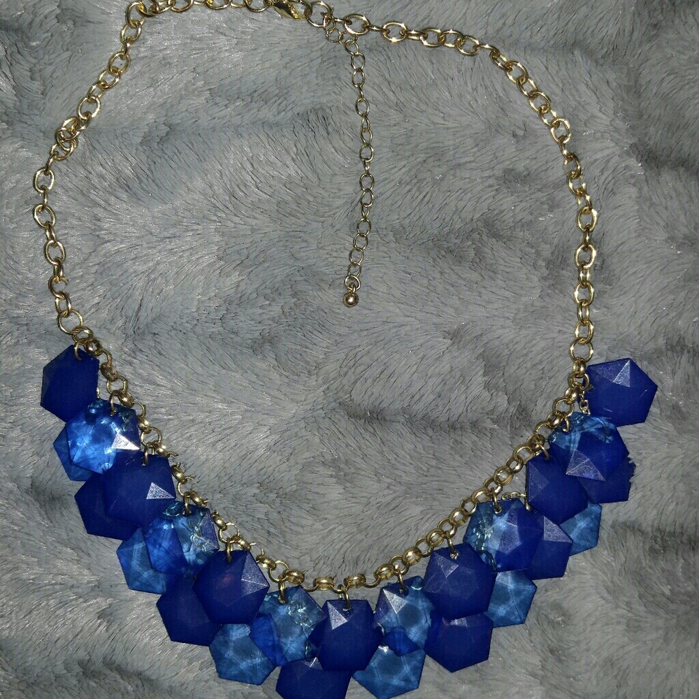 🌼HOST PICK🌼 Blue Hexagon Statement Necklace