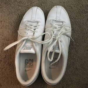 Nike Women's Cheer shoes