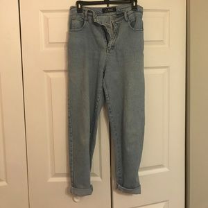 Mom jeans