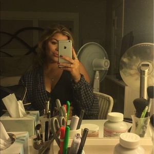 Meet your Posher, Emily